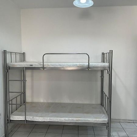 Brand New Boys Hostel 5 Min Walk From Burjuman Metro Station Exit-4 With All Brand New Furnishings & Free Facilities Dubái Exterior foto